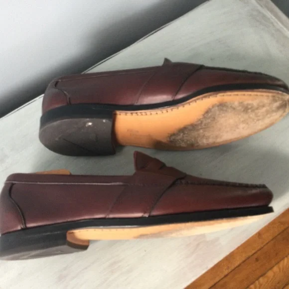ALLEN EDMONDS CAMERON BURGUNDY LEATHER LOAFERS